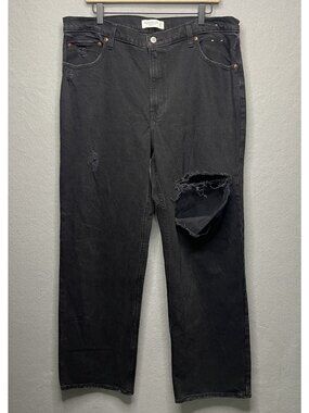 Abercrombie & Fitch 90s Relaxed High Rise Distressed Jeans 33/16R Black Denim